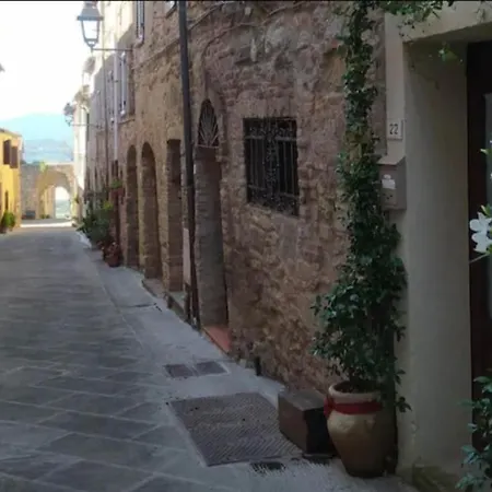 Apartment Casa Contadina In Borgo Medievale, Tuscany Monteguidi